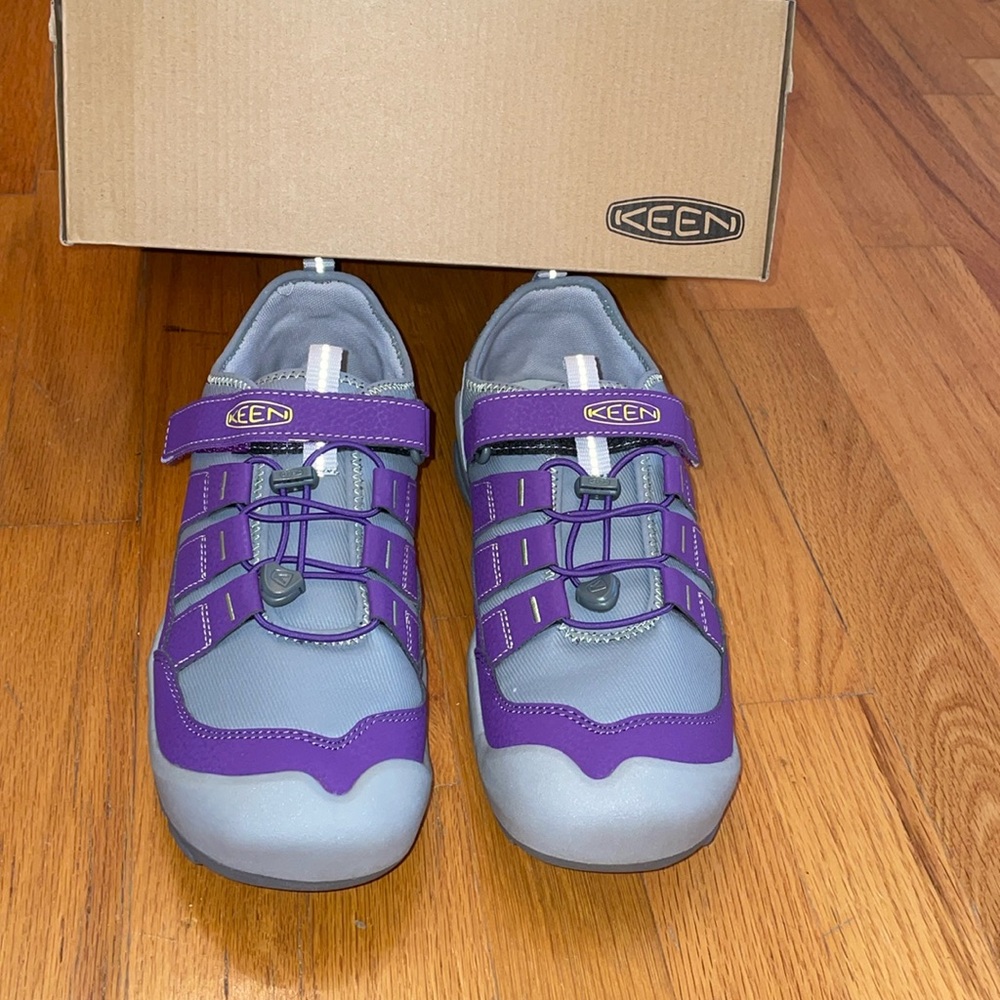 KEEN Knotch Hollow Sandals Shoes. Girls’ Size 6 Tillandsia Purple. WASHABLE NEW!